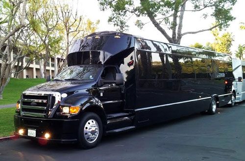 Black Shutttle Bus